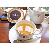 自2011年起Cure Maid Cafe被日本紅茶協會認證為「好喝紅茶的店」，各款茶均有水準。