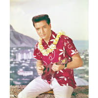 Elvis Presley於1961年推出的專輯《Blue Hawaii》，將Aloha Shirt熱潮推向全世界。