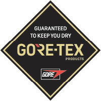 GORE-TEX®防水薄膜上的微細孔密度只足以讓汗氣通過而水分無法通過，所以能做到真正防水（Waterproof）透氣效果。
