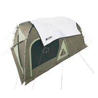 只要將Solar Block Top Sheet 300-BJ蓋於帳篷之上，便會為帳篷內部帶來降溫15℃的效果。