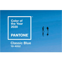 色彩權威PANTONE選定Classic Blue （19-4052）為Color of the Year 2020。