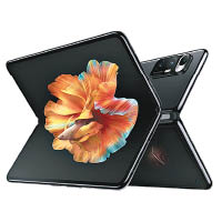 小米新發布的Mix Fold摺芒手機，首度搭載液態鏡頭。售價：9,999人民幣起（約HK$11,840）（e）