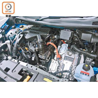 e-POWER系統由汽油引擎、發電機、鋰電池及高輸出電馬達組成，引擎主要負責發電。