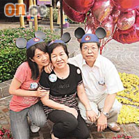 嘉寶（左）已離開寄養家庭，但下月仍會和蔡太慶祝母親節。