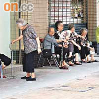 本港人口老化日趨嚴重，對安老院宿位需求甚殷。
