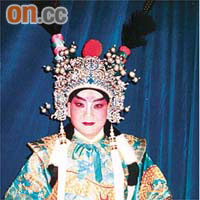 尤聲普擔心政府不懂得保育粵劇，令粵劇文化沒落。