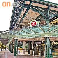 迪士尼擬在港鐵站旁興建大型購物商場。