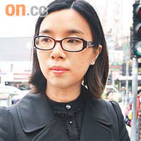 吳小姐（保險）：「東亞運宣傳不足，吉祥物的設計亦不吸引，外形似豆腐，難吸引人對運動會產生興趣。」