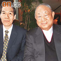 李祖澤（右）盧文端（左）都為搵到友好協進會新會址而高興。