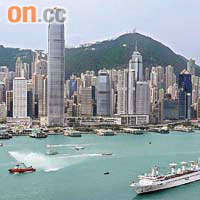 全球最具投資吸引力城市排名調查顯示，上海超越香港。	（資料圖片）