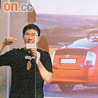 Google產品經理胡皓霖講解拍攝車結構。