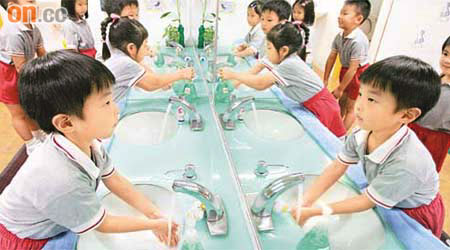 諾沃克病毒傳染性高，兒童要經常洗手保持衞生。（資料圖片）