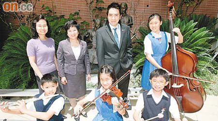 聖保羅男女中學附屬小學推出「音樂優才計劃」，讓學生與知名音樂家交流學習。	（羅錦鴻攝）