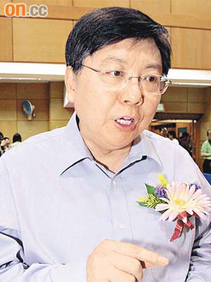 楊耀忠表示，沒有強迫教師及學生參加後日的遊行。