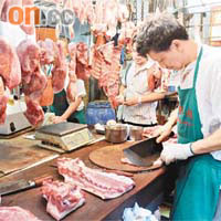 專家強調市民要徹底煮熟豬肉才進食，但毋須避吃。	（袁志豪攝）