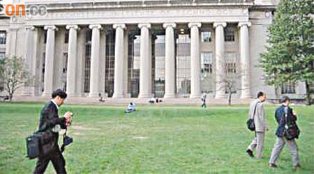 美國著名學府如麻省理工學院，均認可AP試。