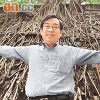 香港樹王詹志勇，三十年來捍衞的不止樹木，還有香港的言論自由。