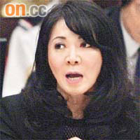 陳碧鏵遭議員圍攻，更被要求引咎辭職。