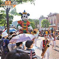 迪士尼樂園對今年的入場人次表示樂觀。