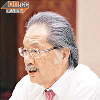黃宜弘身為雷曼小組副主席，出席率一直偏低。