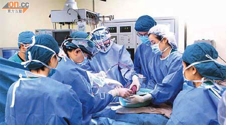 自願醫保計劃只包基本手術及入住三等病房。