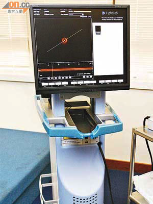 瑪麗醫院引入全港首部冠狀動脈內光學相干斷層掃描儀，協助醫生診斷心臟病發的病人血管栓塞情況。