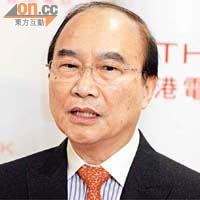 已宣布在明年二月離任的黃華麒，歡迎港府各項建議。	
