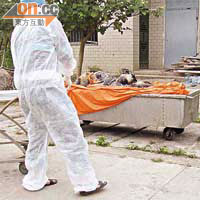 內地警方在兇手的湛江祖屋，起回林凡的肢體。	（資料圖片）