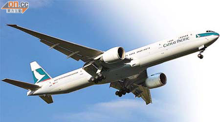國泰的波音777-300ER客機，因機艙傳出異味，日前在溫哥華兩度起飛後折返。