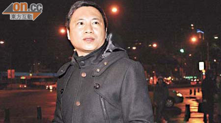 身在台灣的王丹，對港府拒讓他入境表憤怒及難過。（本報台北傳真）
