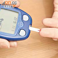 糖尿病患者須定期監測血糖水平，有助預防包括糖尿眼的各種併發症。
