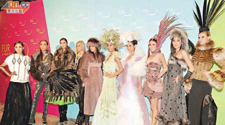 皮草之夜<br>十位本地著名時裝設計師齊齊創作心目中的「Designers Love Fur」。
