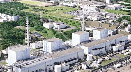 福島第一核電站核反應堆冷卻系統故障，當局擔心會有核洩漏災害。	（資料圖片）