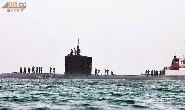 美核潛艇訪港令港府保安系統高度戒備。 （陳錦昌攝）