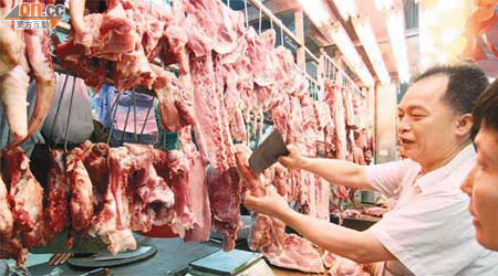 活豬供應量不穩定，市民要捱貴豬肉。	（胡耀威攝）