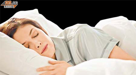陪伴人們安度睡眠時間的枕頭，原來是威脅人體健康的惡菌溫床。	（資料圖片）