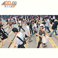 調查指市民最認同自己是「香港人」，對「中華人民共和國國民」的認同感最低。