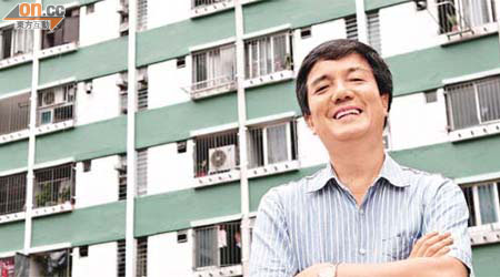 王坤多年來為社會大眾爭取住屋權益，發揚「我為人人」精神。