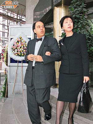 包致金與妻子鍾倩薇同任職司法界。	（資料圖片）