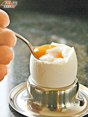 有研究發現，男士每周食三隻蛋會增加患前列腺癌的風險。