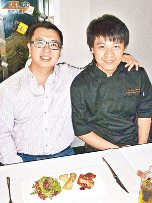 蘇仲成（左）同大廚Butler（右）分屬老友，合作搞好有机飯堂。（潘翠華攝）