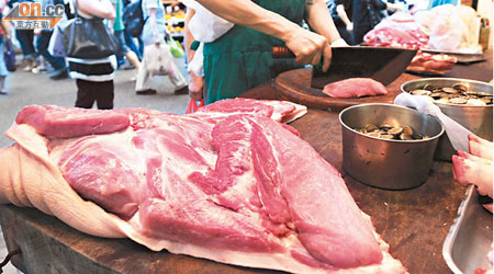 市民處理未煮熟肉類時應格外小心，以免感染豬鏈球菌。