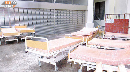 聯合醫院○八年曾被揭發棄置病床遭人詬病。