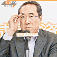 唐英年暗示特首普選須先篩選候選人，被轟「民主逃兵」。（麥潤田攝）