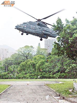 直擊送院過程<br>1. 飛行服務隊直升機奉召運送傷者。