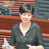 公民黨余若薇在會議上避談《爽報》。