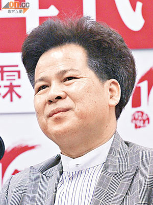 梁福元指鄉議局成立法律專業小組，籌錢助村民打官司。（蕭毅攝）