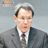 蕭炯柱強調申報利益的責任在於參賽者，他沒有後悔找梁振英擔任評審。