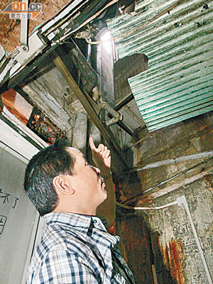 曾兩度被爆竊的越南餐廳負責人指示匪徒從天井潛入犯案。