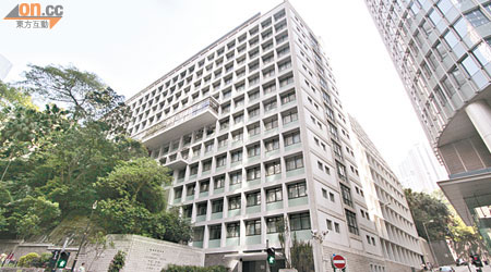 舊政府總部西座獲建議評為三級歷史建築。